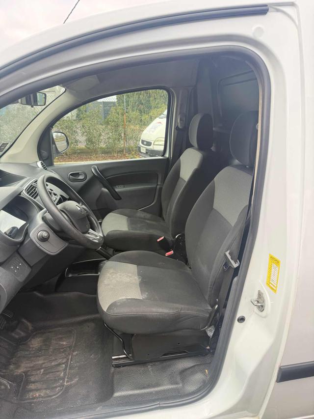 RENAULT Kangoo usata, con Cruise Control