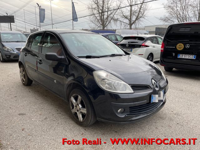 RENAULT Clio usata, con Airbag