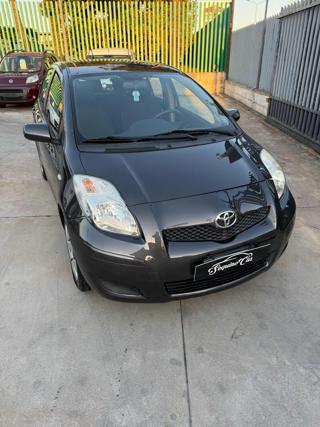 TOYOTA Yaris usata, con Airbag laterali