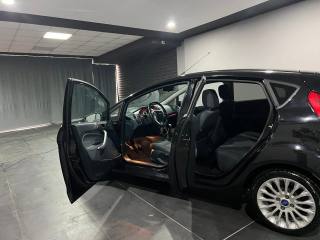 FORD Fiesta usata, con Controllo automatico clima