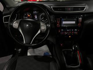 NISSAN Qashqai usata, con Boardcomputer