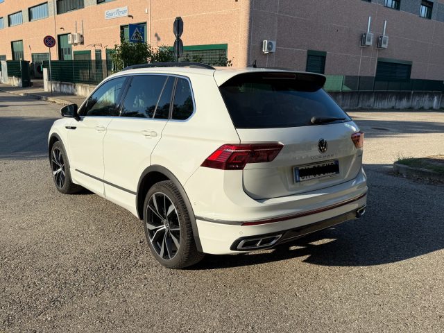 VOLKSWAGEN Tiguan usata, con Boardcomputer