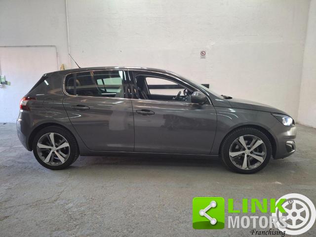 PEUGEOT 308 usata, con Fendinebbia