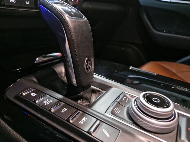 MASERATI Levante usata, con Luci diurne LED