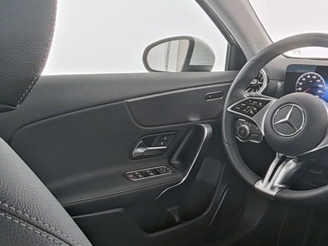 MERCEDES-BENZ A 180 usata, con Controllo trazione