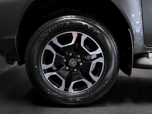 TOYOTA Hilux usata, con Cerchi in lega