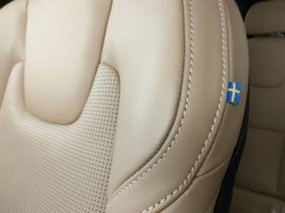 VOLVO XC60 usata, con Regolazione elettrica sedili