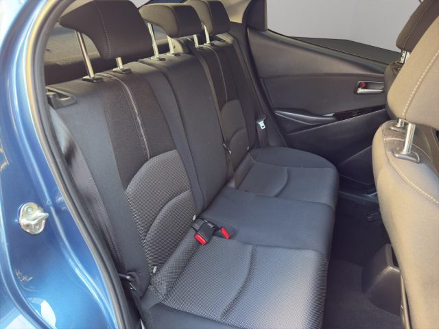 MAZDA 2 usata, con Sensori di parcheggio posteriori
