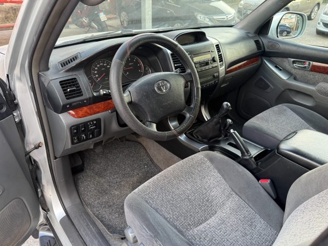 TOYOTA Land Cruiser usata, con Servosterzo