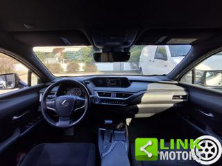 LEXUS UX 250h usata, con Airbag Passeggero