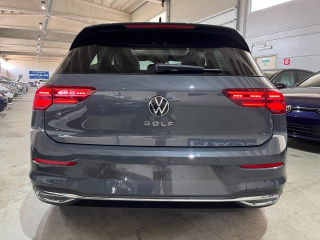 VOLKSWAGEN Golf usata, con Autoradio