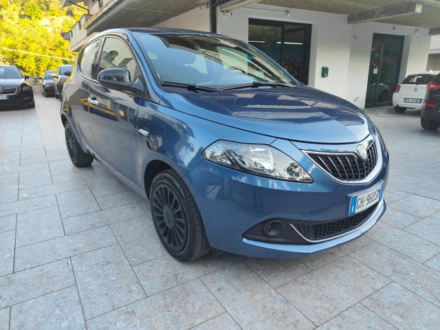 LANCIA Ypsilon usata, con Autoradio