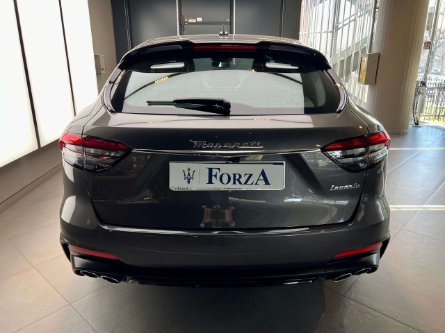 MASERATI Levante usata, con Fendinebbia