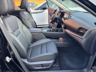 NISSAN X-Trail usata, con Volante in pelle