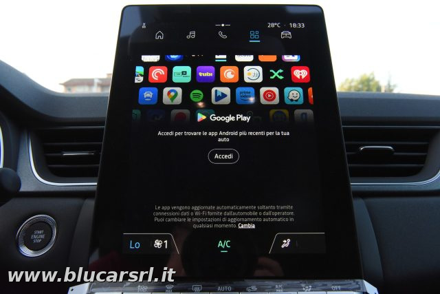 RENAULT Captur usata 19