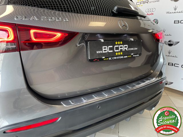 MERCEDES-BENZ GLA 200 usata, con Bluetooth