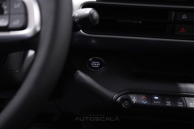 JEEP Avenger usata, con Volante in pelle