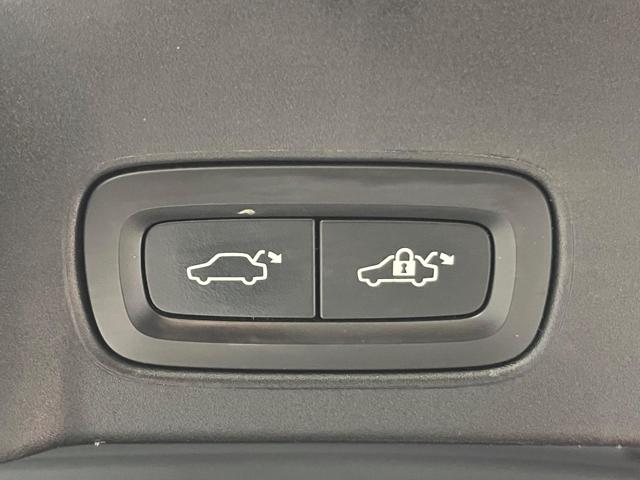 VOLVO V90 Cross Country usata, con Controllo elettronico della corsia