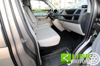 VOLKSWAGEN Caravelle usata, con Sistema di navigazione