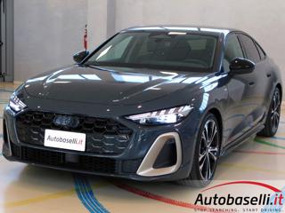 AUDI A5 usata, con Park Distance Control