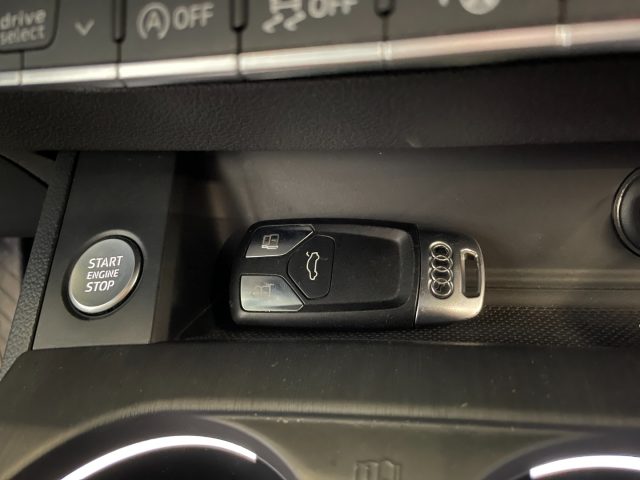 AUDI A4 usata, con Frenata d