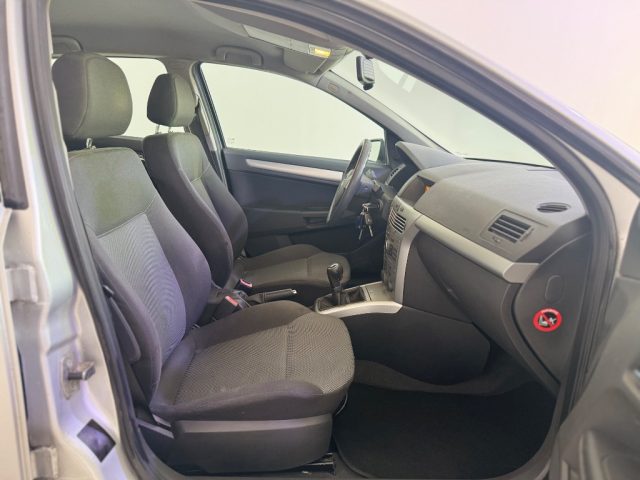 OPEL Astra usata 10