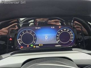 VOLKSWAGEN Golf usata, con USB