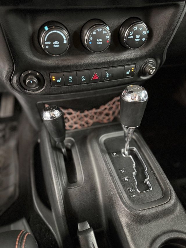 JEEP Wrangler usata, con Controllo trazione