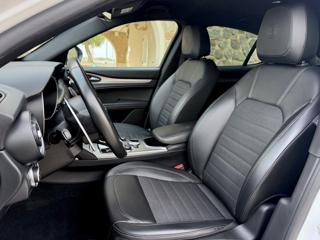 ALFA ROMEO Stelvio usata, con Controllo automatico clima