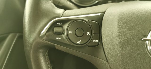 OPEL Crossland usata, con Airbag testa
