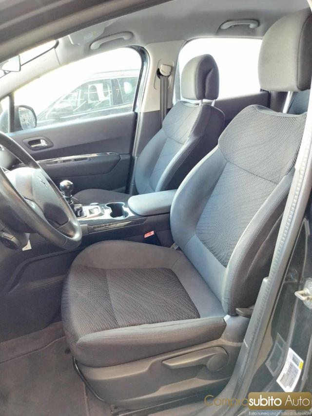PEUGEOT 3008 usata, con Park Distance Control