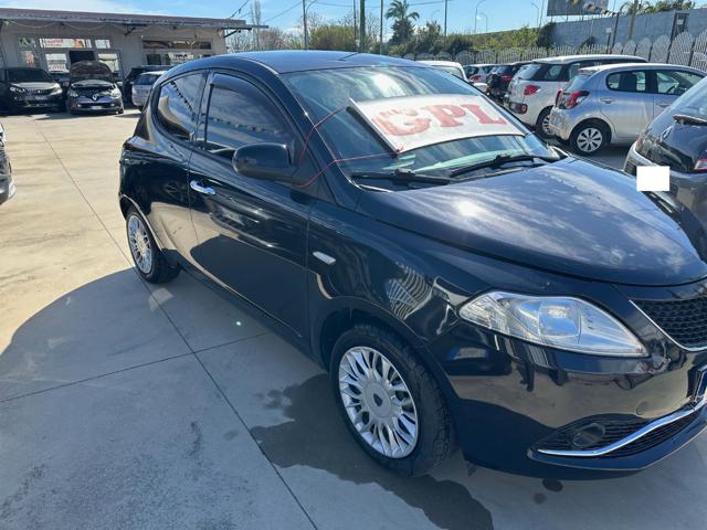 LANCIA Ypsilon usata, con Airbag Passeggero