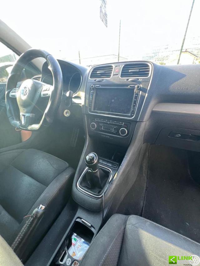 VOLKSWAGEN Golf usata, con Airbag testa