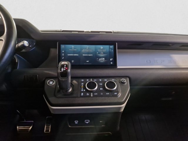 LAND ROVER Defender usata, con Bluetooth