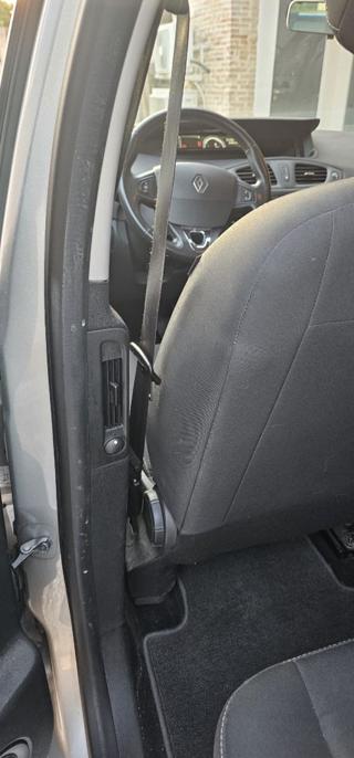 RENAULT Scenic usata, con Immobilizzatore elettronico