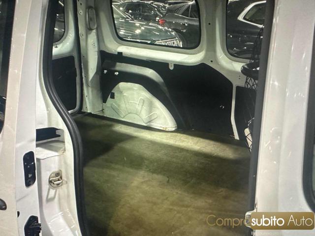 RENAULT Kangoo Z.E. usata, con Cruise Control