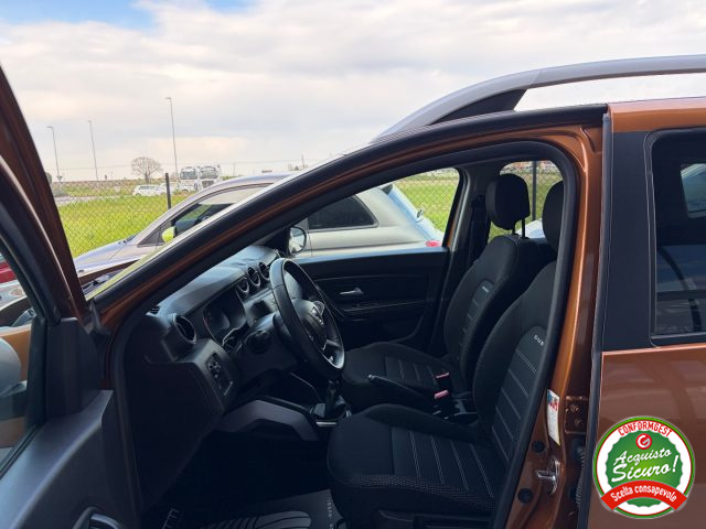 DACIA Duster usata, con Controllo automatico clima