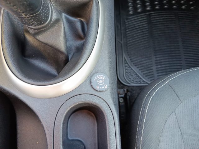 NISSAN Qashqai usata, con Controllo automatico clima