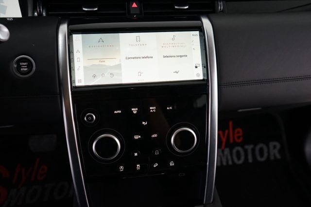 LAND ROVER Discovery Sport usata, con Interni in pelle