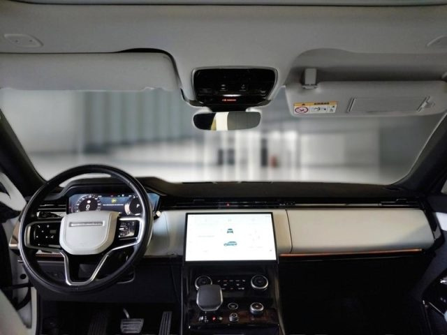 LAND ROVER Range Rover Sport usata, con Autoradio