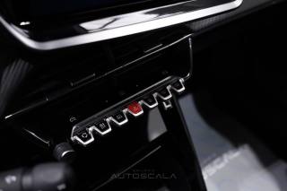 PEUGEOT 2008 usata, con Volante in pelle