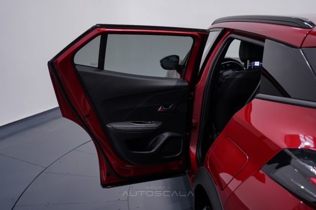 PEUGEOT 2008 usata, con Autoradio digitale