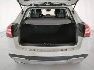 MERCEDES-BENZ GLA 180 usata, con Bluetooth
