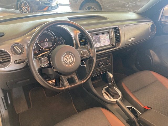 VOLKSWAGEN Maggiolino usata, con Controllo trazione