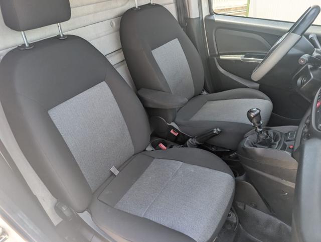 FIAT Doblo usata, con Autoradio