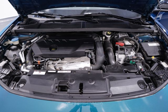 PEUGEOT 408 usata, con Fari LED