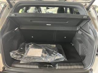 JEEP Avenger usata, con Sedile posteriore sdoppiato