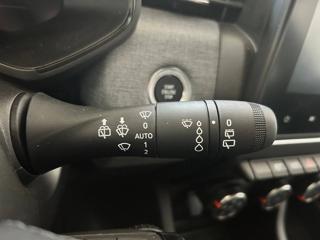 RENAULT Clio usata, con Park Distance Control