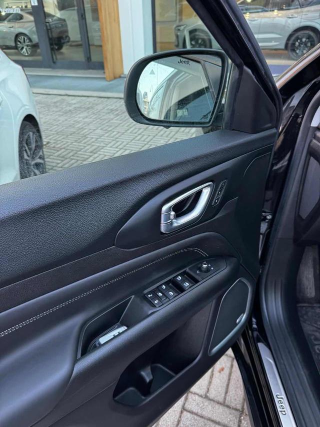 JEEP Compass usata, con Autoradio