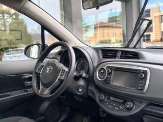 TOYOTA Yaris usata, con Fendinebbia
